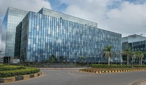 Featured Image of Proximity to IT Hubs