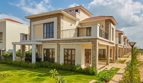 Featured Image Of Real Estate Investment in Villas