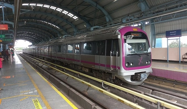 Featured Image of Which metro station is near to Birla Evara? 