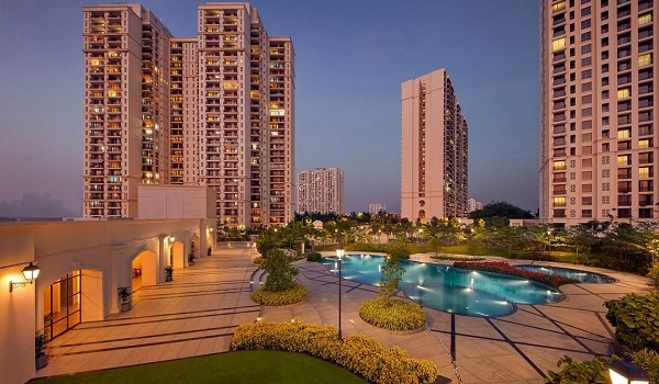 Featured Image of Why Homebuyers Trust The Construction Quality Of Birla Evara