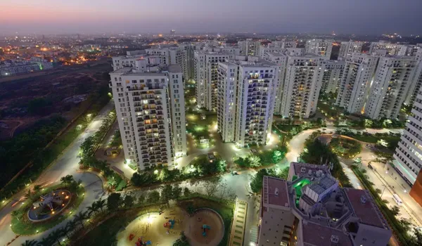Featured Image of Why More Buyers Are Choosing Integrated Townships Over Standalone Apartments